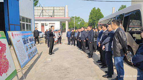 專家團(tuán)隊(duì)考察麗星機(jī)械